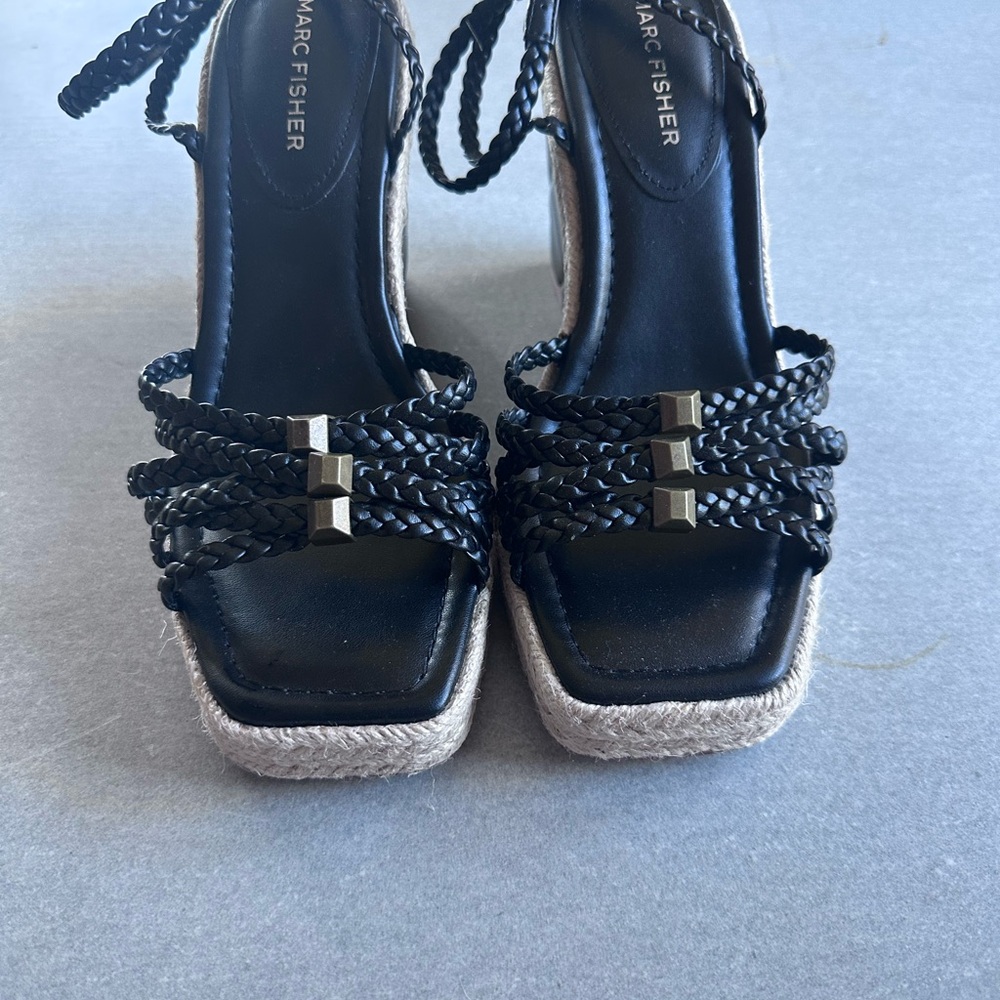 Marc Fisher Black Women's Woven Sandals Size 6.5